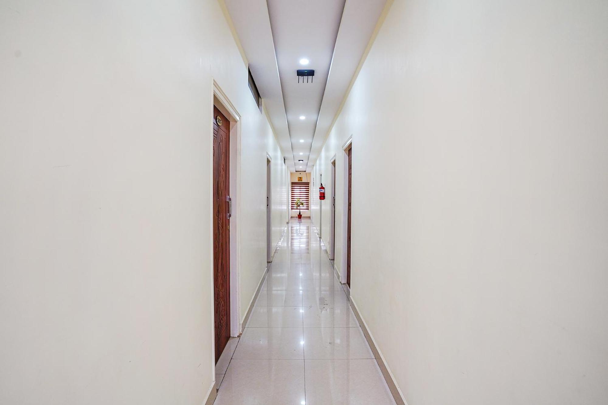 Fabhotel Partha Residency - Nr Iskcon Kr Puram Bangalore Buitenkant foto