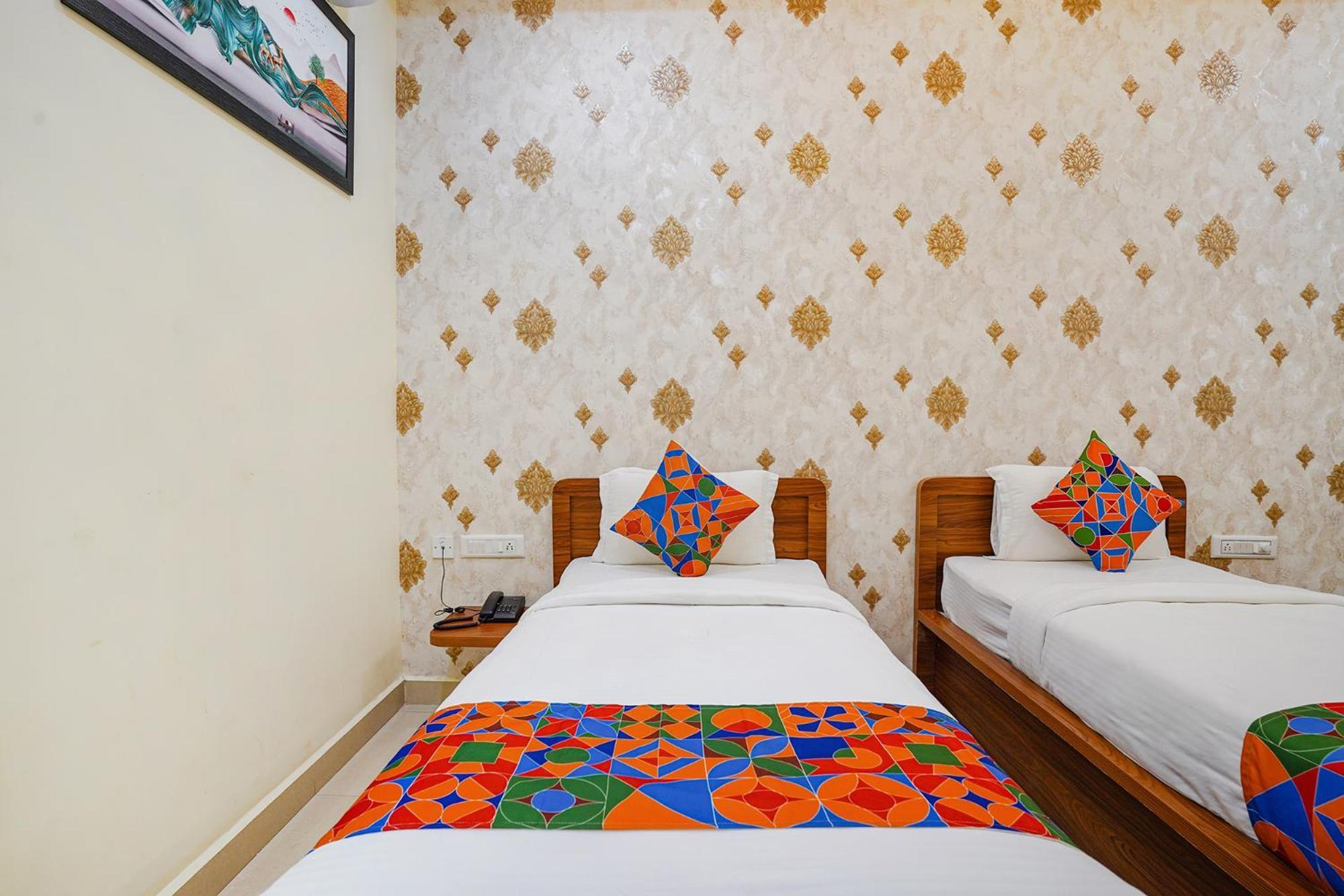 Fabhotel Partha Residency - Nr Iskcon Kr Puram Bangalore Buitenkant foto