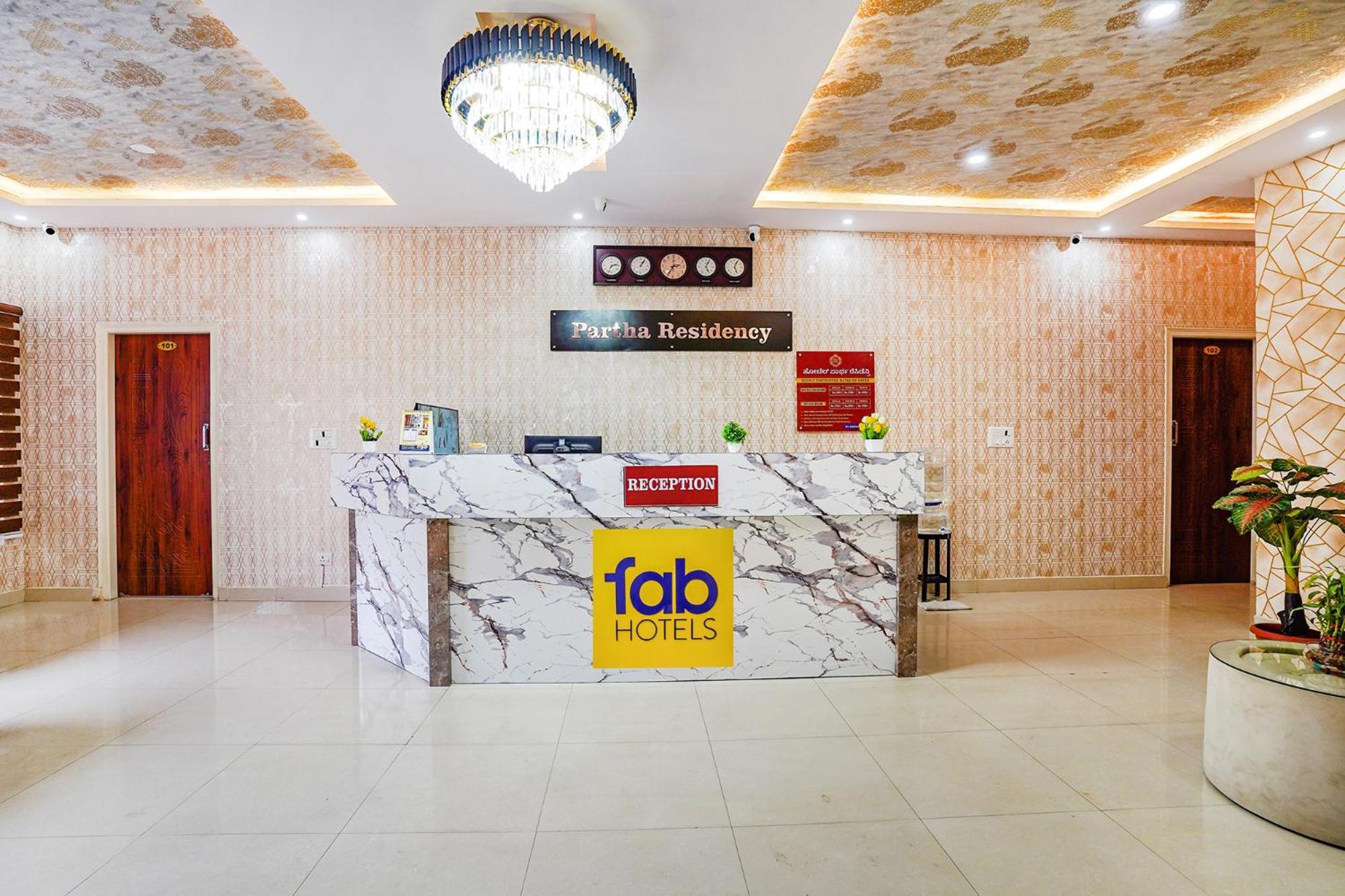 Fabhotel Partha Residency - Nr Iskcon Kr Puram Bangalore Buitenkant foto