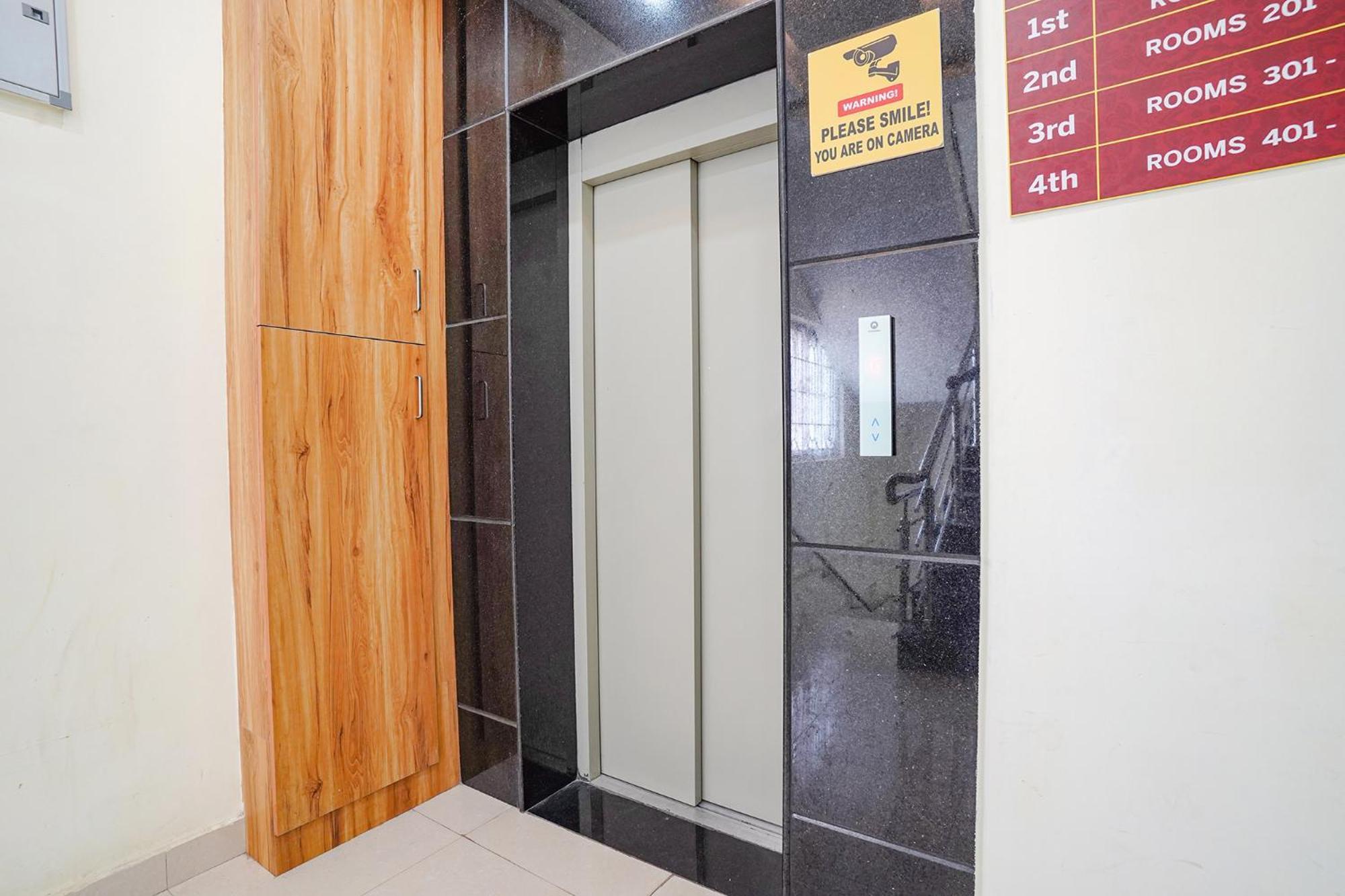 Fabhotel Partha Residency - Nr Iskcon Kr Puram Bangalore Buitenkant foto