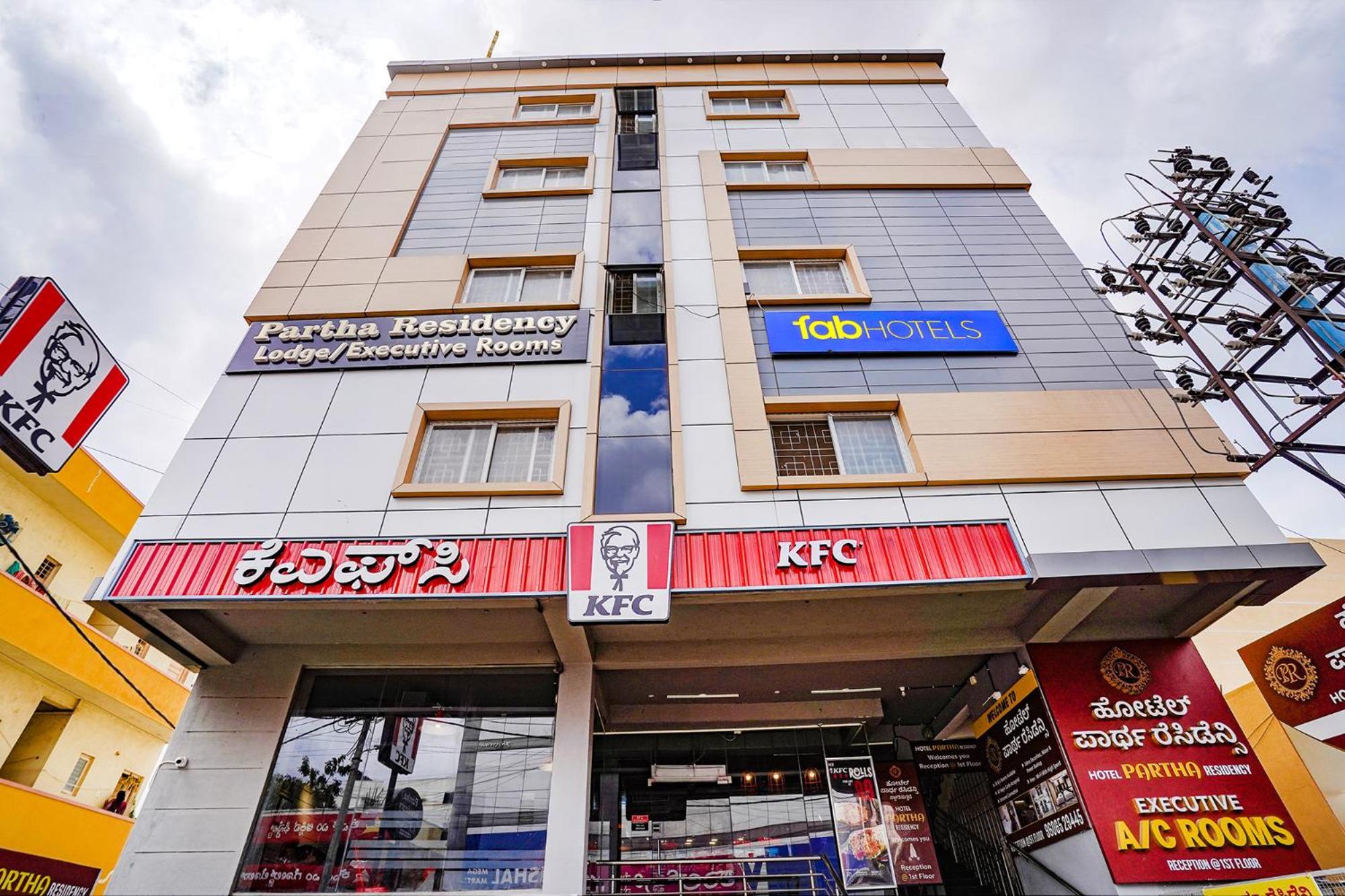 Fabhotel Partha Residency - Nr Iskcon Kr Puram Bangalore Buitenkant foto